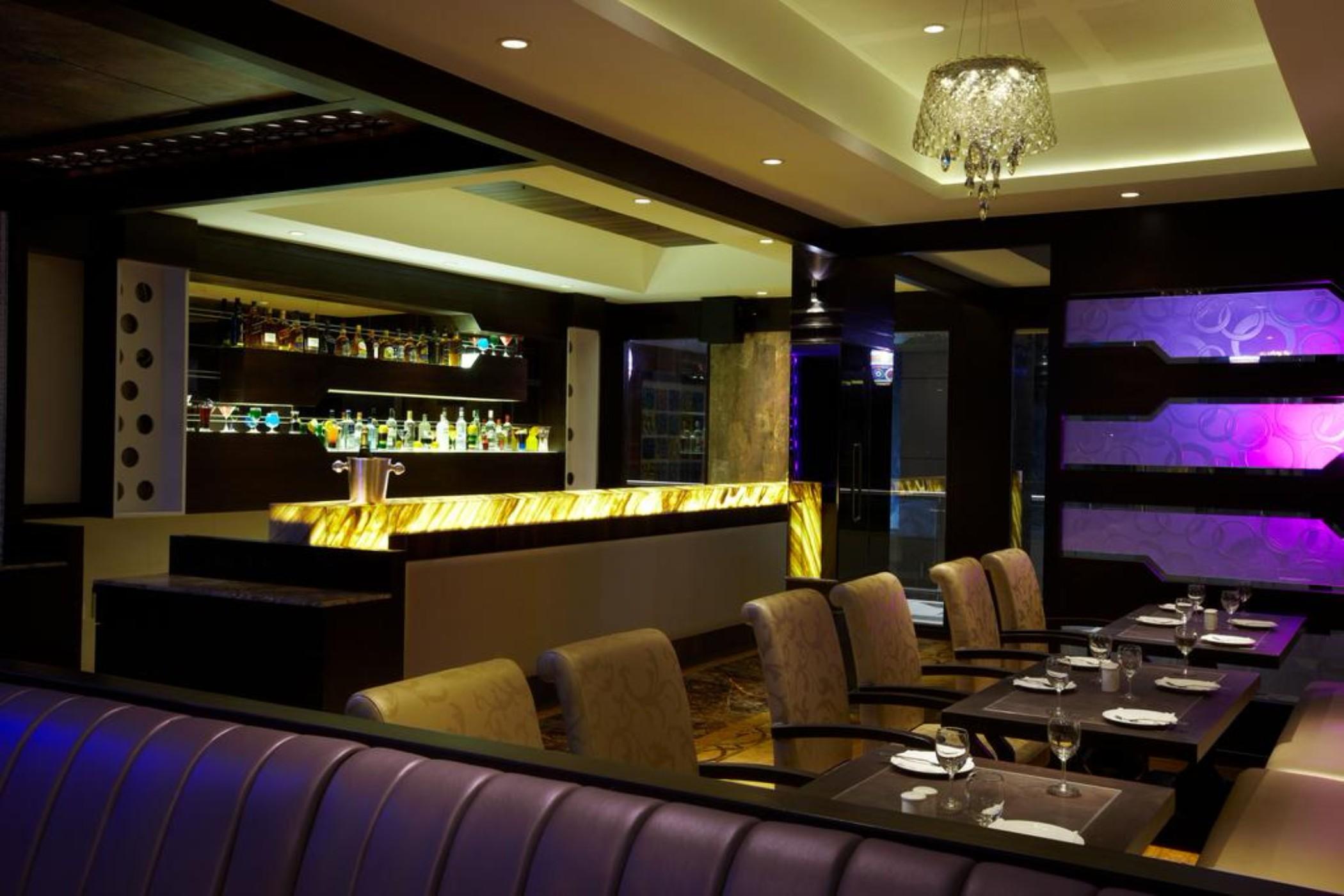 Club Emerald Mumbai Exterior photo